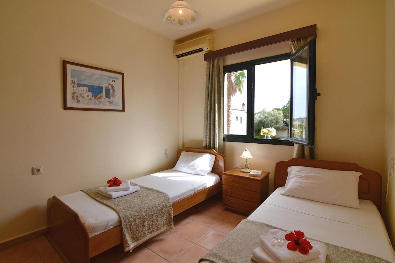 Christina Villas- Minoan Inland Pentamodi Extérieur photo